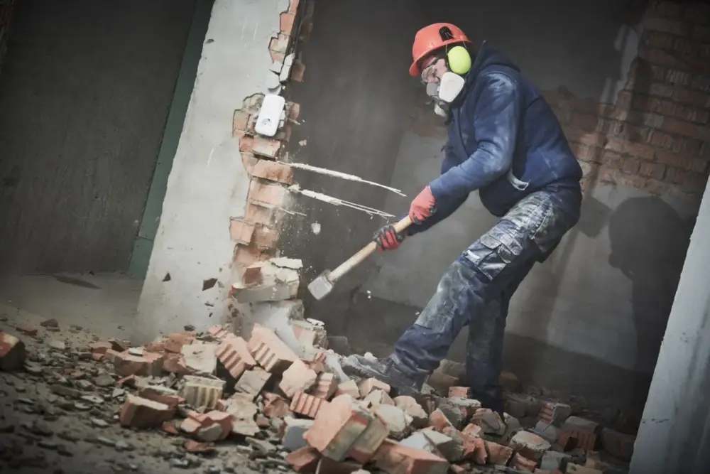 Travaux de déconstruction près de Vienne